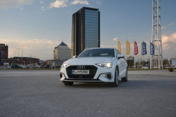 AUDI A3 02