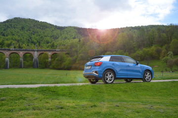 AUDI Q2 04