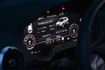 AUDI Q2 16