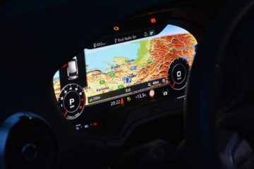 AUDI Q2 17