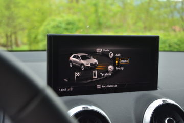 AUDI Q2 19