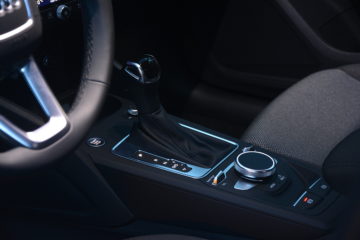 AUDI Q2 24