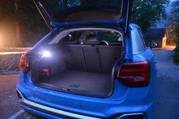 AUDI Q2 26