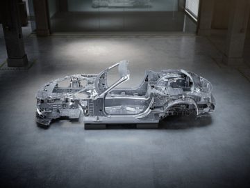 Komplett neuer Rohbau für kommenden Mercedes-AMG SL

Completely new bodyshell for upcoming Mercedes-AMG SL