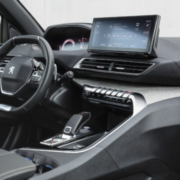 Peugeot_5008_20_BlueHDi_180_GT_13