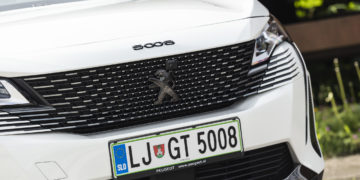 Peugeot_5008_20_BlueHDi_180_GT_30