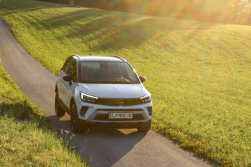 Opel Crossland 2021 (10)