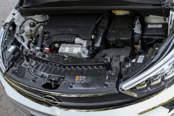 Opel Crossland 2021 (11)