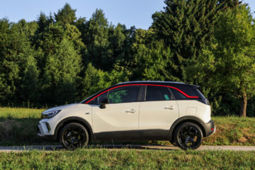 Opel Crossland 2021 (8)