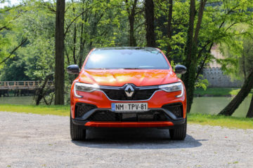 Renault Megane Conquest (3)