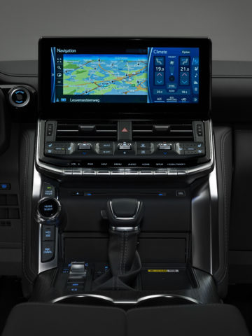Toyota_Land_Cruiser_300_ (14)