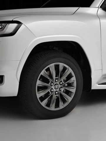 Toyota_Land_Cruiser_300_ (3)
