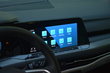 VOLKSWAGEN GOLF VARIANT 15