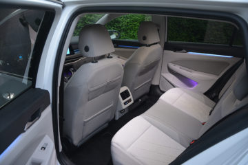 VOLKSWAGEN GOLF VARIANT 22