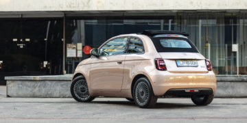Fiat_500e_Cabrio Icon_02