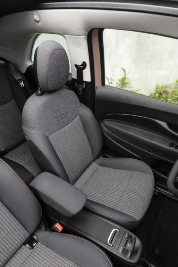 Fiat_500e_Cabrio Icon_19