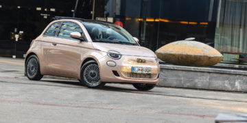 Fiat_500e_Cabrio Icon_58