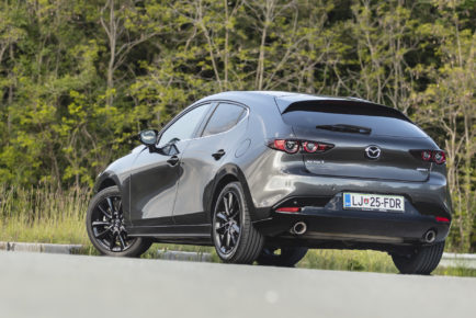 Mazda3_eSkyactivX_186_GT_Plus_001