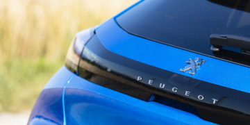 Peugeot_e208_GT_20