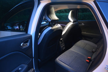 RENAULT CAPTUR E-TECH 14