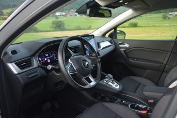 RENAULT CAPTUR E-TECH 26