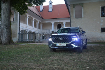 HYUNDAI SANTA FE 02