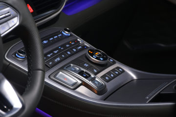 HYUNDAI SANTA FE 16