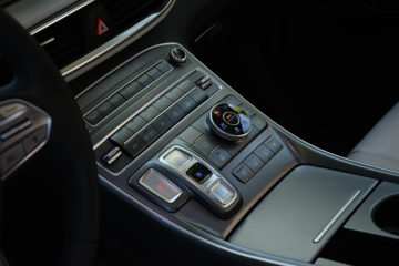 HYUNDAI SANTA FE 17