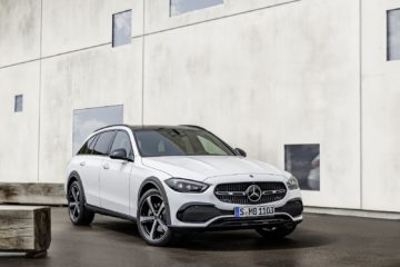 Mercedes-Benz C-Klasse All Terrain (BR S206); 2021

Mercedes-Benz C-Class All Terrain (BR S206); 2021