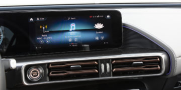 Mercedes_Benz_EQC_400_4Matic_14