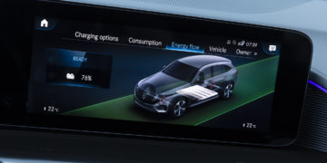 Mercedes_Benz_EQC_400_4Matic_38