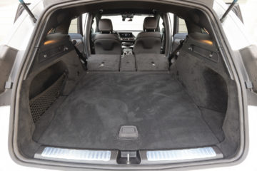 Mercedes_Benz_EQC_400_4Matic_45