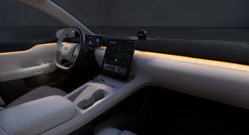 Nio_et7-interior-main-dark-desktop