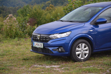 DACIA SANDERO 08