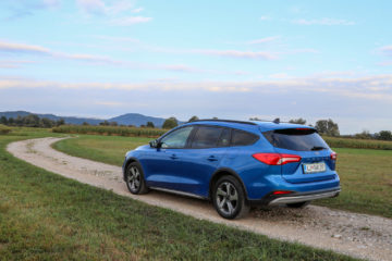 Ford Focus Active (18)