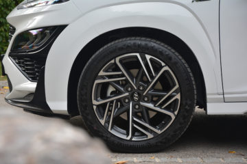 HYUNDAI KONA 11