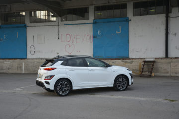 HYUNDAI KONA 29