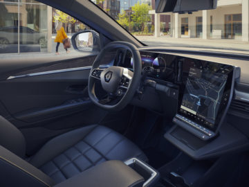 Renault Mgane E-TECH Electric_ (3)