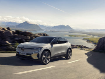 RENAULT MEGANE E-TECH ELECTRIC (BCB)