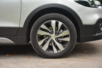 SUZUKI S-CROSS 10