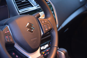 SUZUKI S-CROSS 15