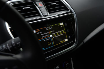 SUZUKI S-CROSS 18
