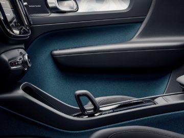 C40 Recharge Interior