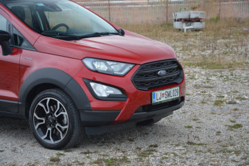 FORD ECOSPORT 10