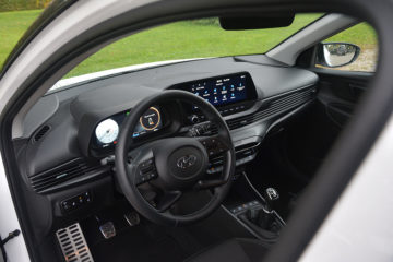 HYUNDAI BAYON 11