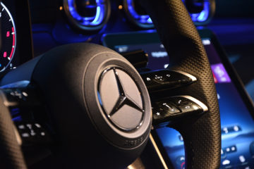 MERCEDES-BENZ C 16