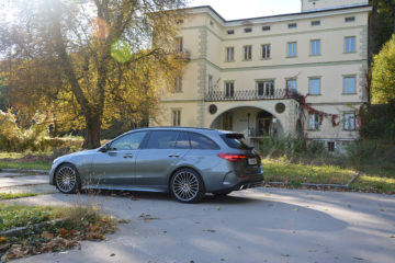 MERCEDES-BENZ C 32