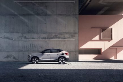 Volvo C40 Recharge Dawn Silver