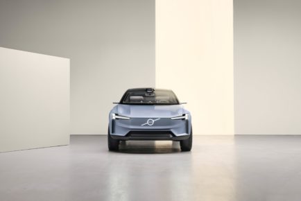 Volvo Concept Recharge, Exterior front view