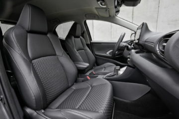2022-Mazda2-Hybrid-20